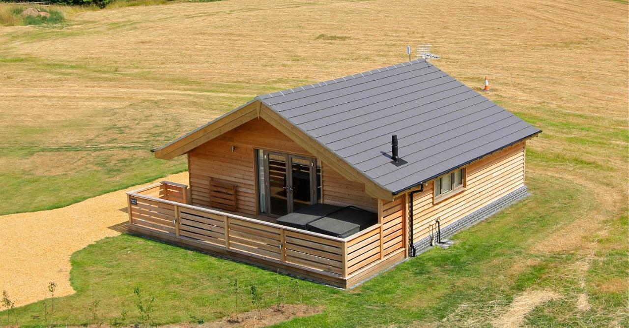 Fields End Lodges Doddington  Ngoại thất bức ảnh