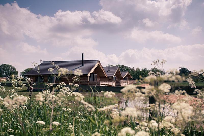 Fields End Lodges Doddington  Ngoại thất bức ảnh