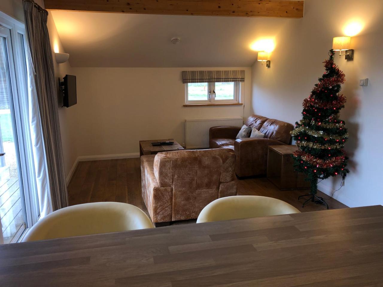 Fields End Lodges Doddington  Ngoại thất bức ảnh