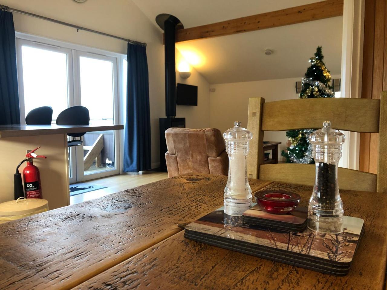 Fields End Lodges Doddington  Ngoại thất bức ảnh